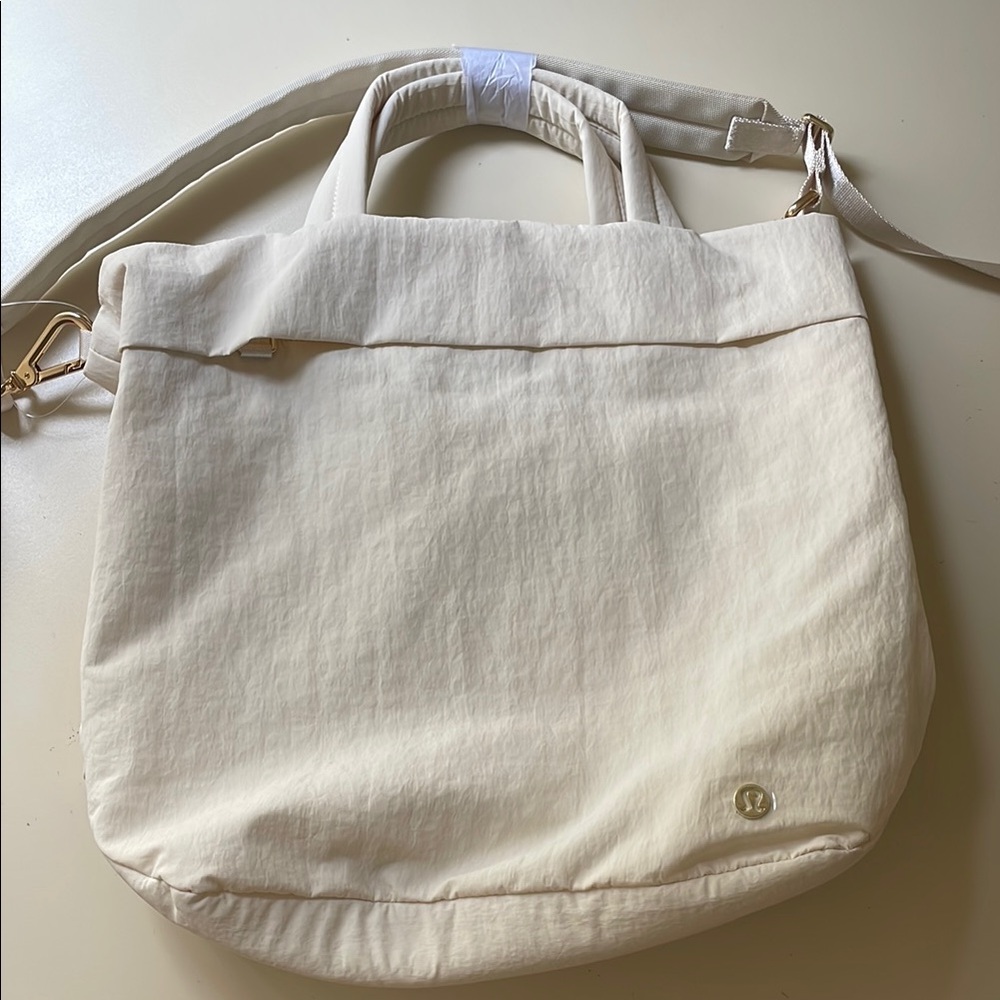 Lululemon On My Level Tote Bag